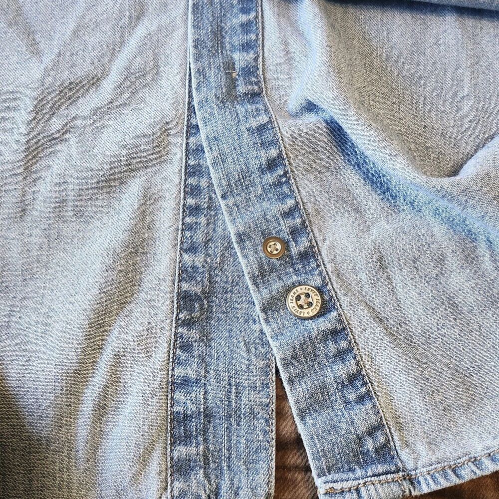 Vtg 90 Levis Red Tab Denim Button Up Mens Shirt Sz L Hong Kong Retro Workwear - Picture 7 of 11